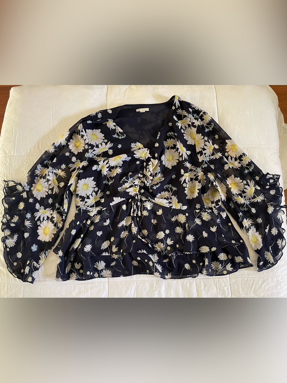 Cato Daisy Floral Peplum Blouse Top 22/24W 3X Plus Size Chiffon Bell Sleeve